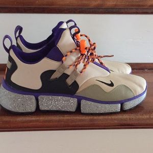 Nike Pocketknife GM Size 9